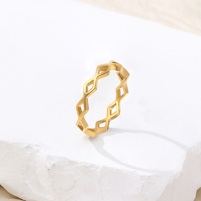 Geometric Cutout Band Ring