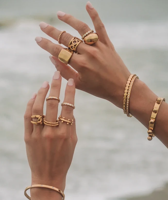 Minimalist rings