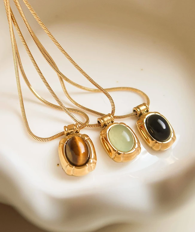 Natural stone pendant necklace